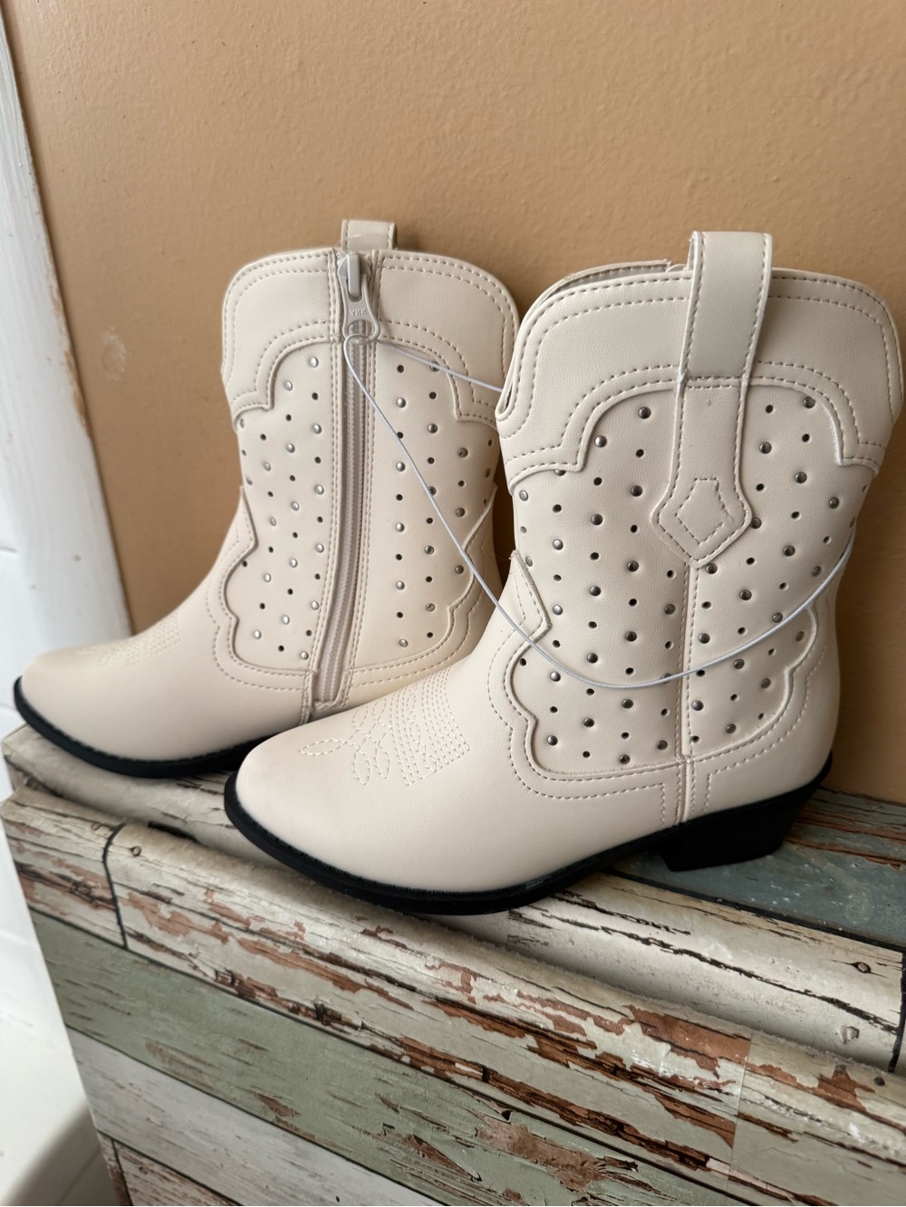 art class Cream Perforated Kids Cowboy Boots with Side Zip